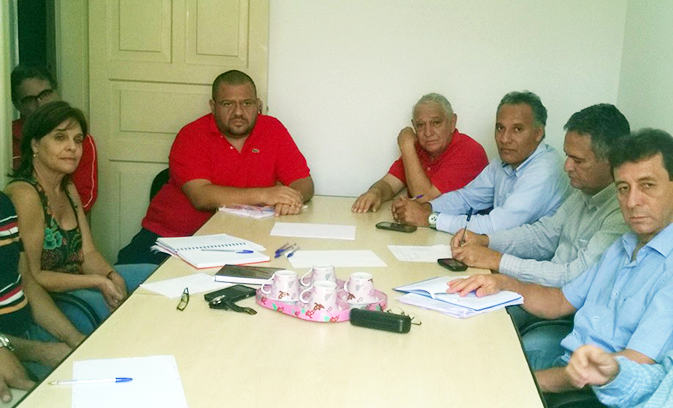 Sintect-SP-Findect-Aract e Adcap em reuniao discutem o Postalis_23-03-2015